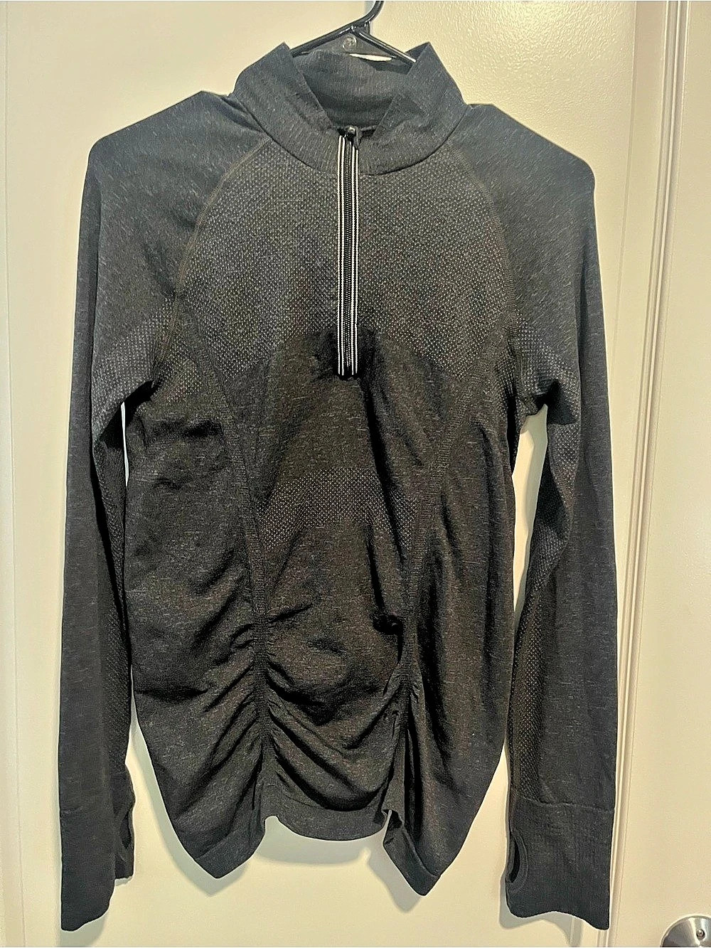 Athleta Momentum Half Zip Black Quarter-Zip Size Medium